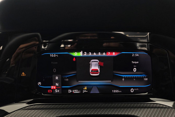 2023 Volkswagen Golf 8 R Hatch Image 24