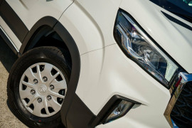 2024 LDV Deliver 9  12-Seat Bus
