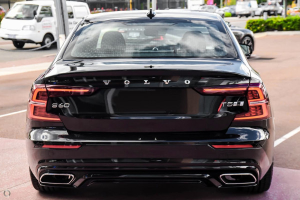 2020 Volvo S60 Z Series T5 R-Design Sedan Image 2