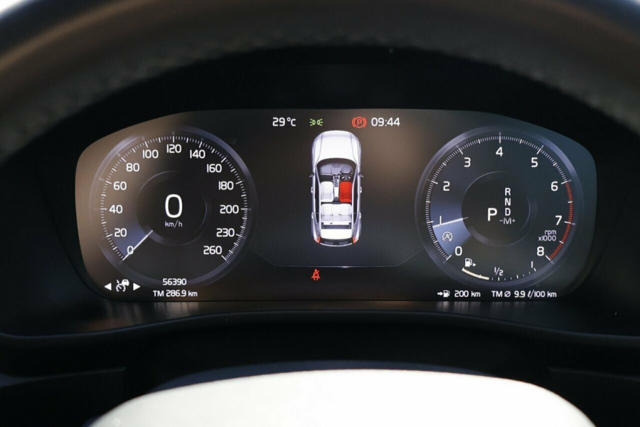 2022 Volvo XC40 XZ T5 R-Design SUV Image 13