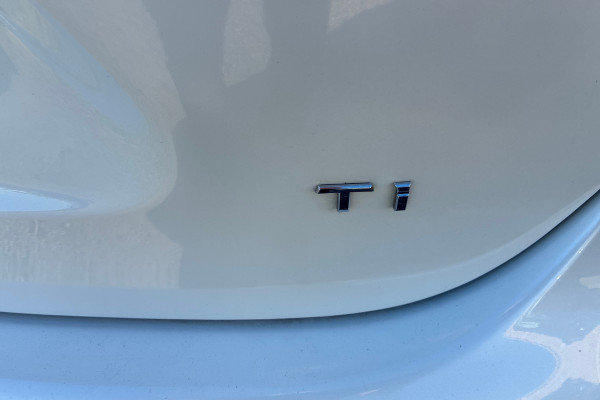 2017 Nissan QASHQAI J11 Ti SUV Image 12