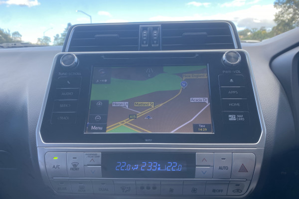 2018 Toyota LandCruiser Prado GDJ150R GXL SUV Image 15