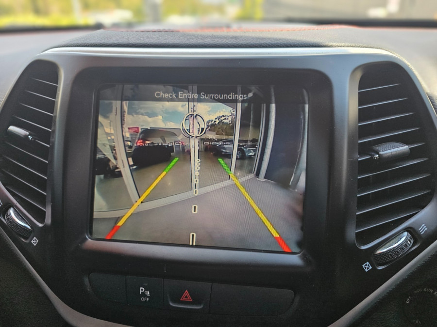 2017 MY18 Jeep Cherokee KL Trailhawk SUV Image 21