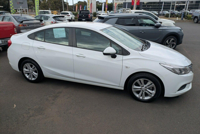 2017 Holden Astra BL LS Sedan Image 9