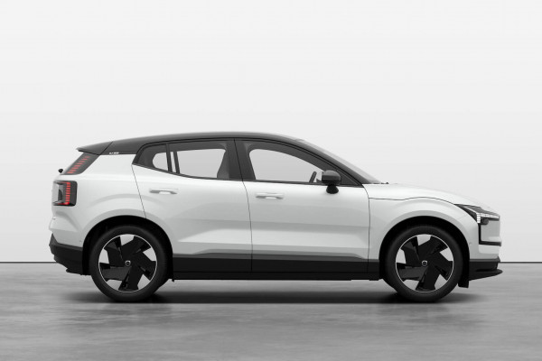 2024 Volvo EX30  Twin Motor Performance Ultra SUV Image 5