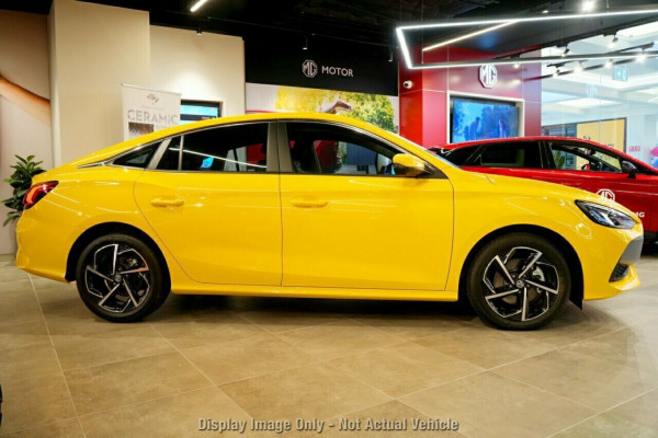 2023 MG MG5 AP32 Essence Sedan Image 4