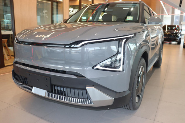 2026 Kia EV5 OVc Air Standard Range SUV Image 4