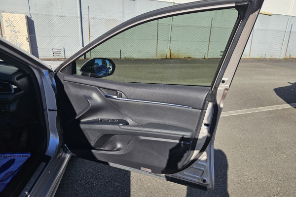 2020 Toyota Camry AXVH71R SX Sedan Image 13