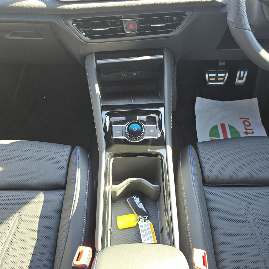 2026 Volkswagen Tiguan CT 195TSI R-Line SUV Image 17