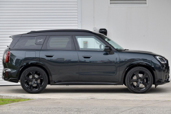2026 MINI Countryman U25 S JCW Sport SUV image 3