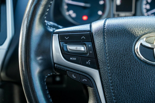 2018 Toyota LandCruiser Prado GDJ150R Kakadu SUV Image 11