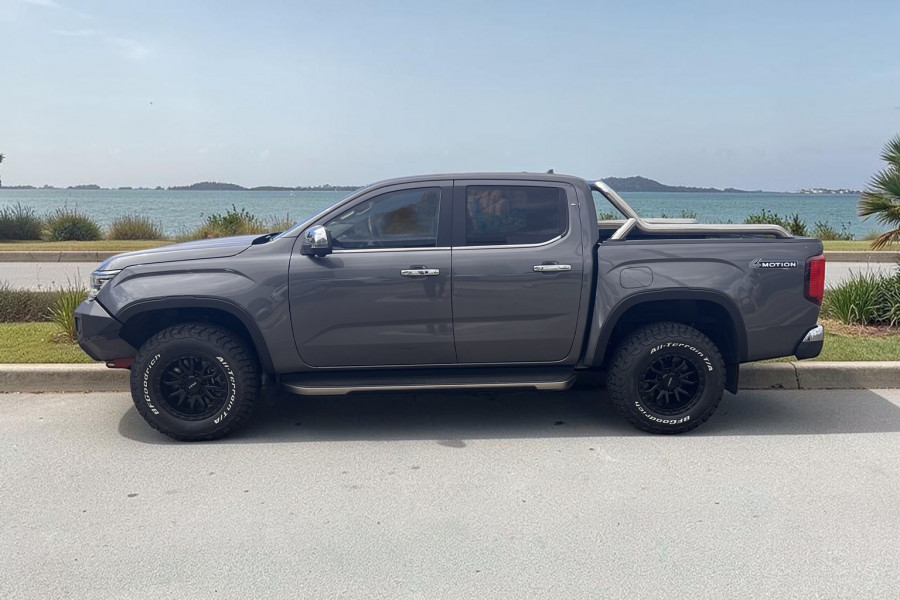 2024 Volkswagen Amarok NF TDI600 Style Ute Image 2