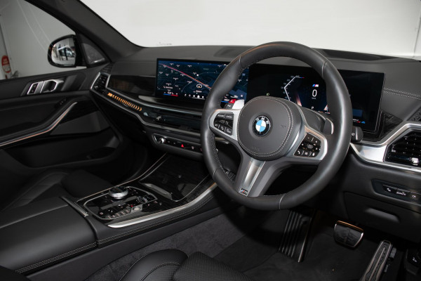 2025 BMW X5 G05 LCI xDrive30d M Sport SUV image 6