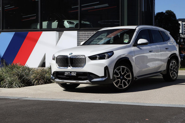 BMW iX1 xDrive30 M Sport U11