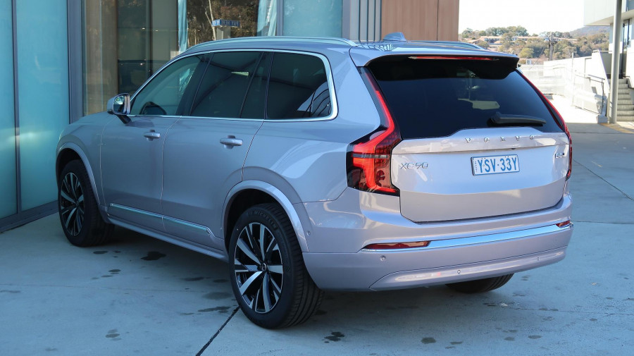 2025 MY26 Volvo XC90 L Series Plus B5 Bright SUV Image 3