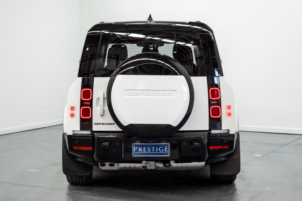 2024 Land Rover Defender L663 130 D300 X-Dynamic SE SUV Image 10