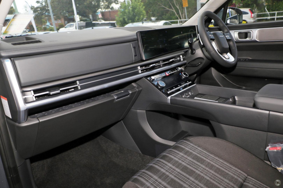 2026 Hyundai Santa Fe MX5.V2 Hybrid SUV Image 8