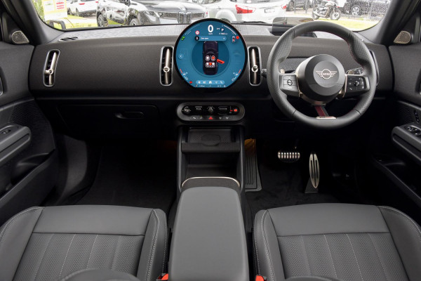 2026 MINI Countryman U25 JCW Favoured SUV image 4