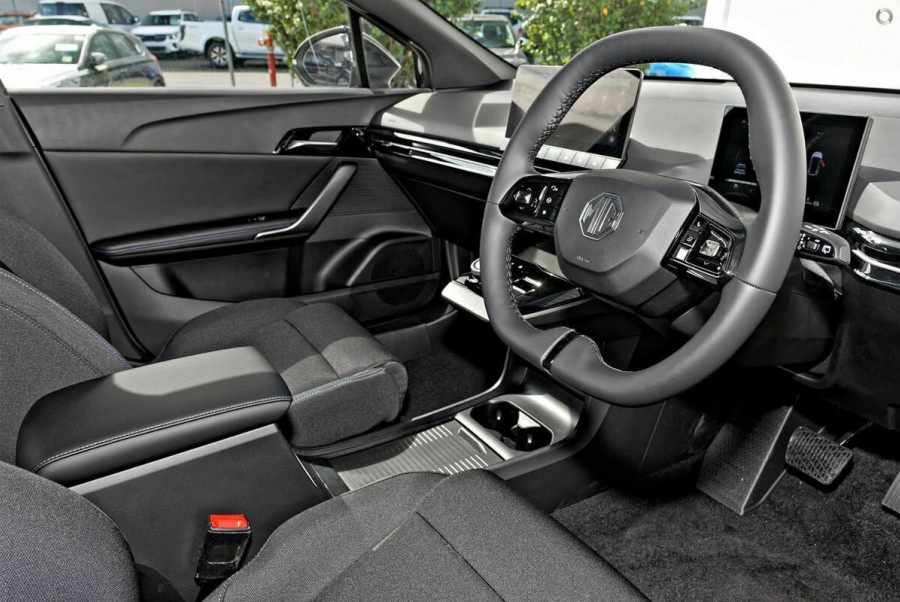 2024 MG MG4 MEH32 Excite 64 Hatch Image 13