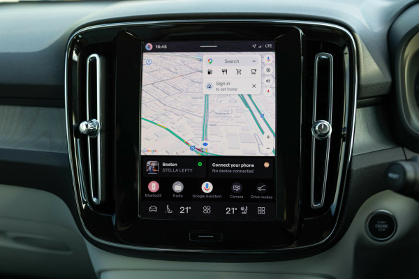 2026 Volvo XC40 XZ Ultra B4 Dark SUV Image 22