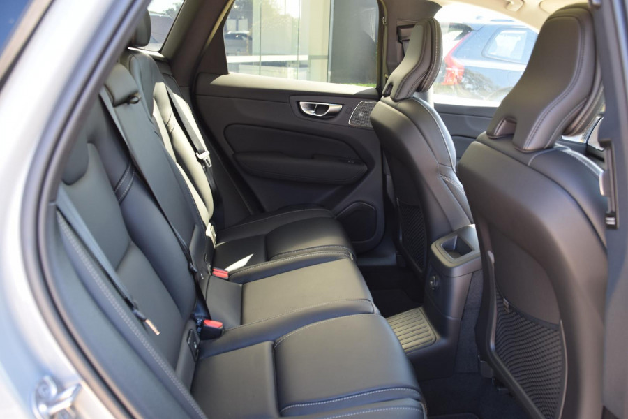 2026 Volvo XC60 UZ Ultra T8 Plug-in Hybrid Dark SUV Image 13