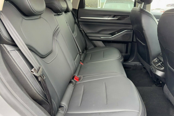 2022 Haval H6 B01 LUX SUV Image 16