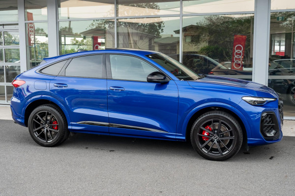 2025 Audi SQ5 FY SUV image 3