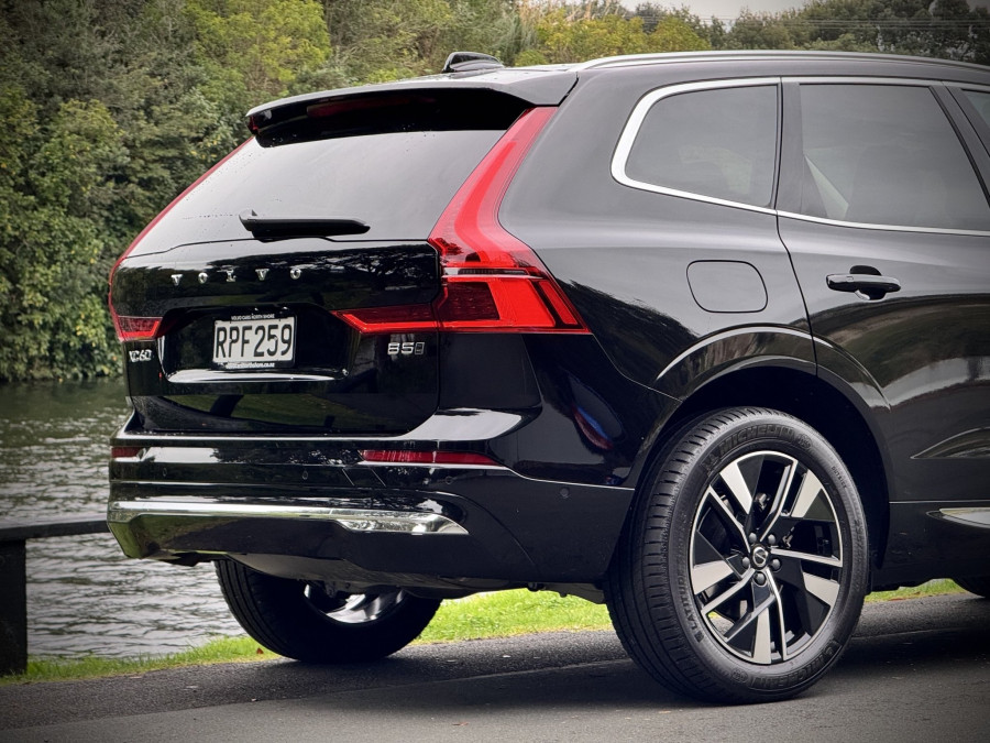 2026 Volvo XC60 UZ Plus B5 SUV Image 12