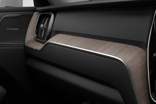 2026 Volvo XC60 UZ Plus B5 Bright SUV Image 9