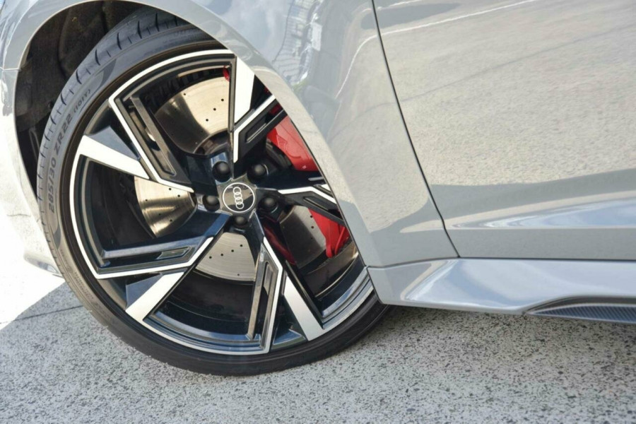 2021 Audi RS 6 C8 Wagon Image 22
