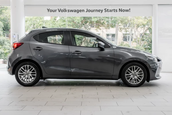 2022 Mazda 2 DJ Series G15 GT Hatch Image 3
