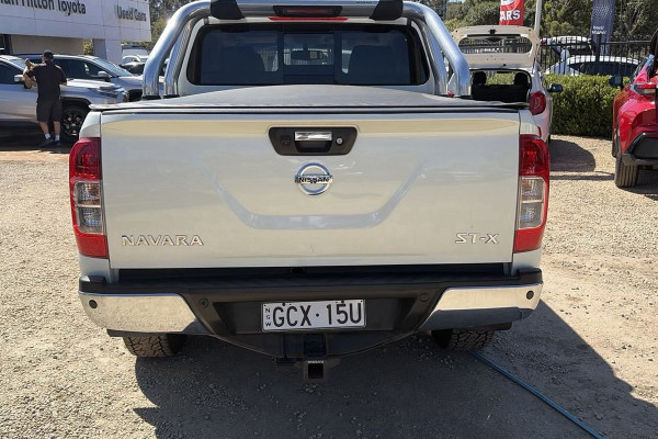 2017 Nissan Navara D23 ST-X Dual Cab Pickup Image 5