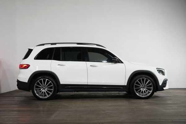 2020 Mercedes-Benz GLB-Class 250 4matic SUV Image 3