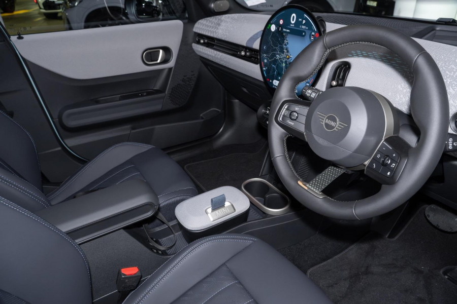 2025 MINI Cooper F65 C Favoured Hatch