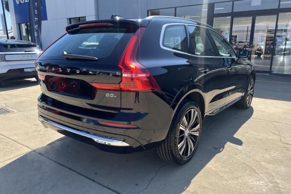 2025 Volvo XC60 UZ Ultimate B5 Bright SUV Image 5