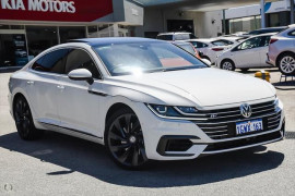 Volkswagen Arteon 206TSI - R-Line 3H  206TSI