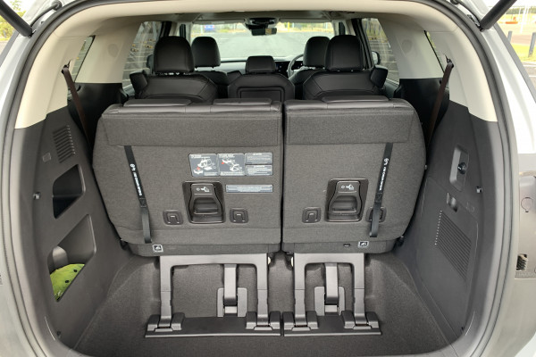 2026 Kia Carnival KA4 PE GT-Line HEV People Mover Image 9