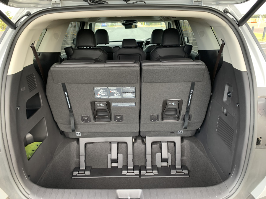 2026 Kia Carnival KA4 PE GT-Line HEV People Mover Image 9