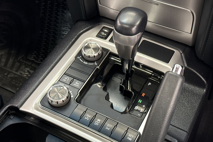 2020 Toyota LandCruiser VX Wagon Image 9
