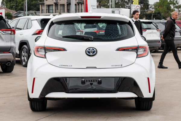 2022 Toyota Corolla ZWE219R  Ascent Sport Hybrid Hatch Image 5