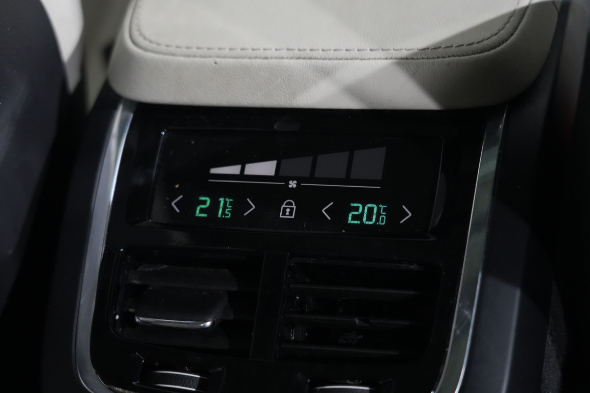 2021 Volvo XC90 L Series T8 Recharge SUV