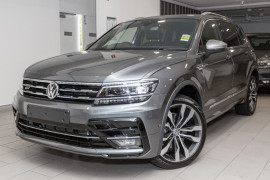 Volkswagen Tiguan AWD Allspace 162TSI Highline 2.0L DSG