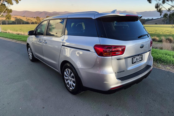 2020 Kia Carnival YP S Van Image 5