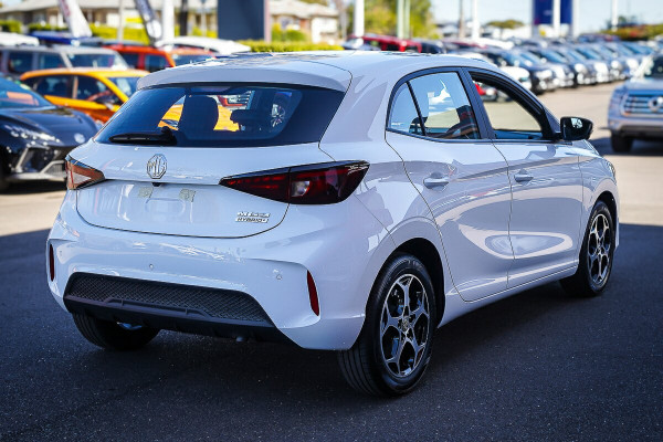 2024 MY25 MG MG3 ZP22 Essence Hybrid+ Hatch Image 4