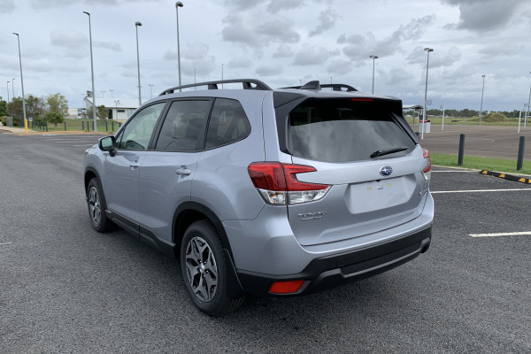 2024 Subaru Forester S5 2.5i Luxury Special Edition SUV Image 5