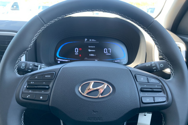 2025 Hyundai Venue QX.V5 Active SUV Image 15