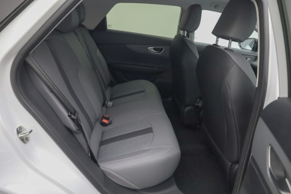 2026 MG MG4 AH4E Essence 64 Hatch Image 11