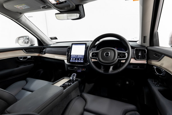 2025 Volvo XC90 L Series B5 Plus 2.0Pmht SUV Image 11