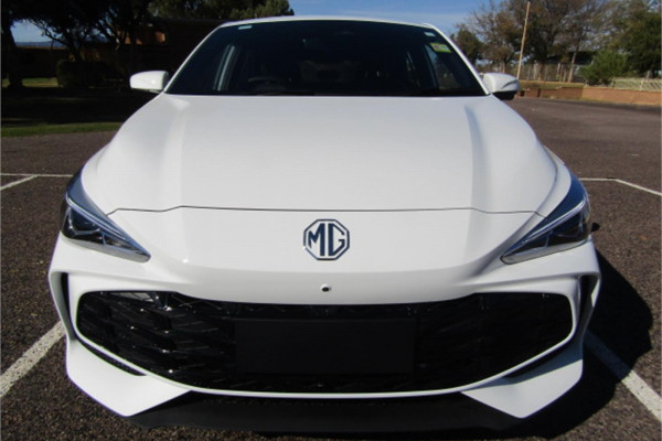 2024 MY24.5 MG MG3 ZP22 Essence Hybrid+ Hatch