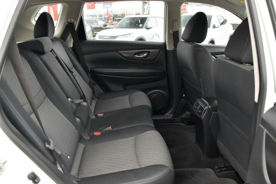 2022 Nissan X-Trail T32 ST SUV Image 5